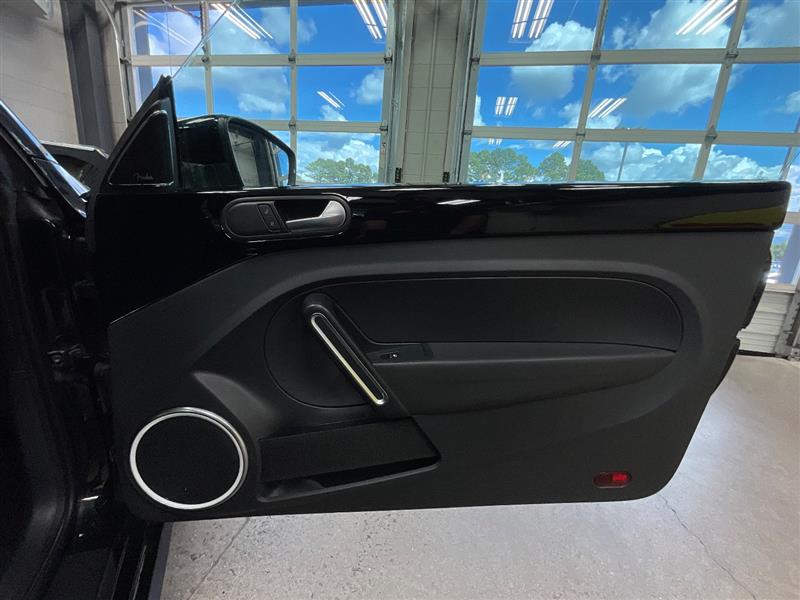 2015 VOLKSWAGEN BEETLE COUPE 2.0L TDI