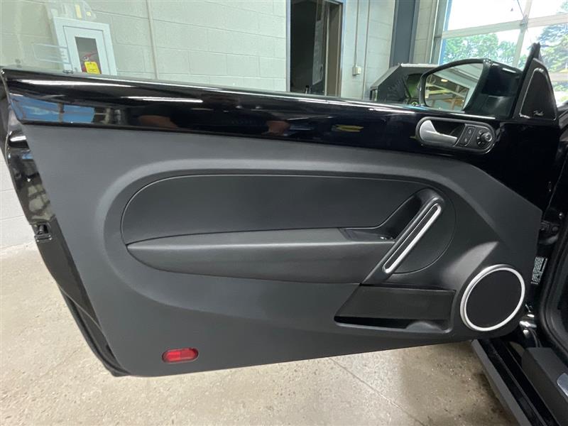 2015 VOLKSWAGEN BEETLE COUPE 2.0L TDI