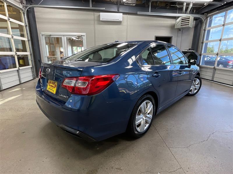 2019 SUBARU LEGACY 