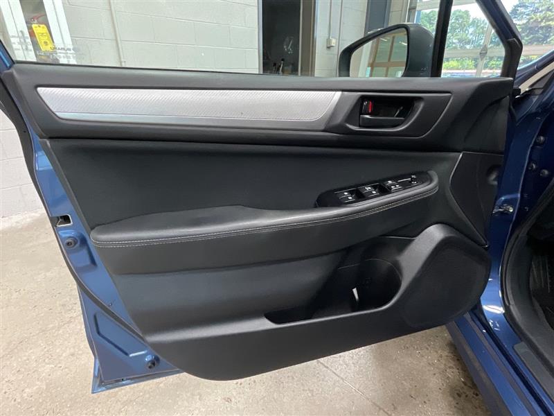 2019 SUBARU LEGACY 