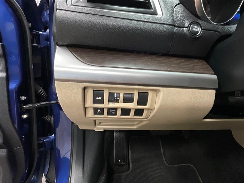2015 SUBARU LEGACY 2.5I LIMITED