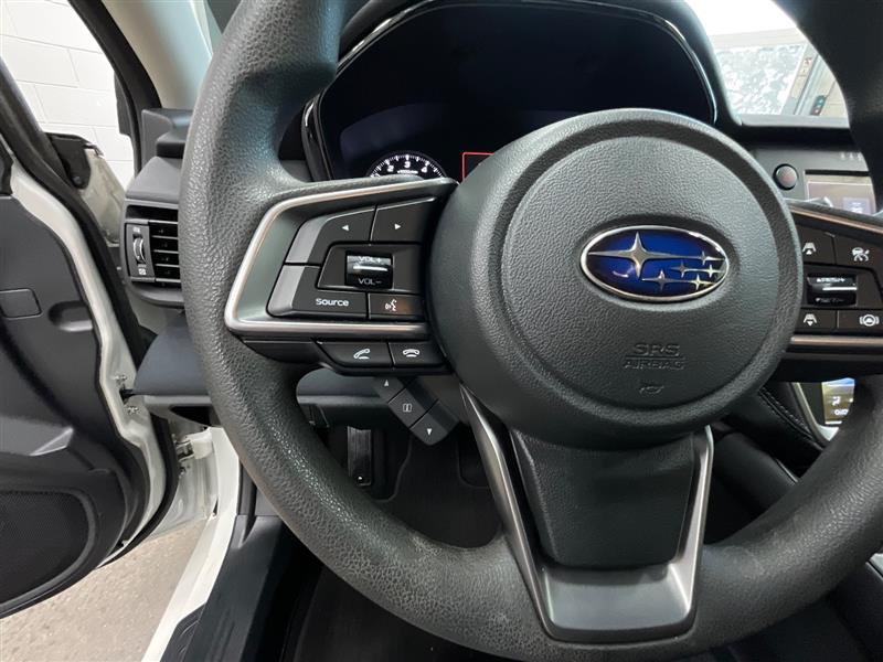 2022 SUBARU LEGACY 