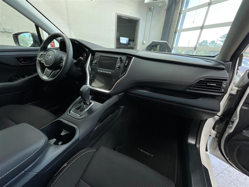 2022 SUBARU LEGACY 