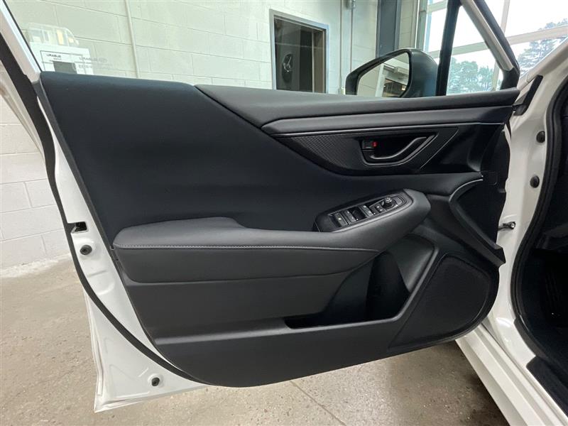 2022 SUBARU LEGACY 