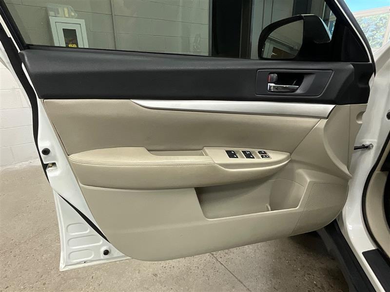 2013 SUBARU OUTBACK 2.5I PREMIUM