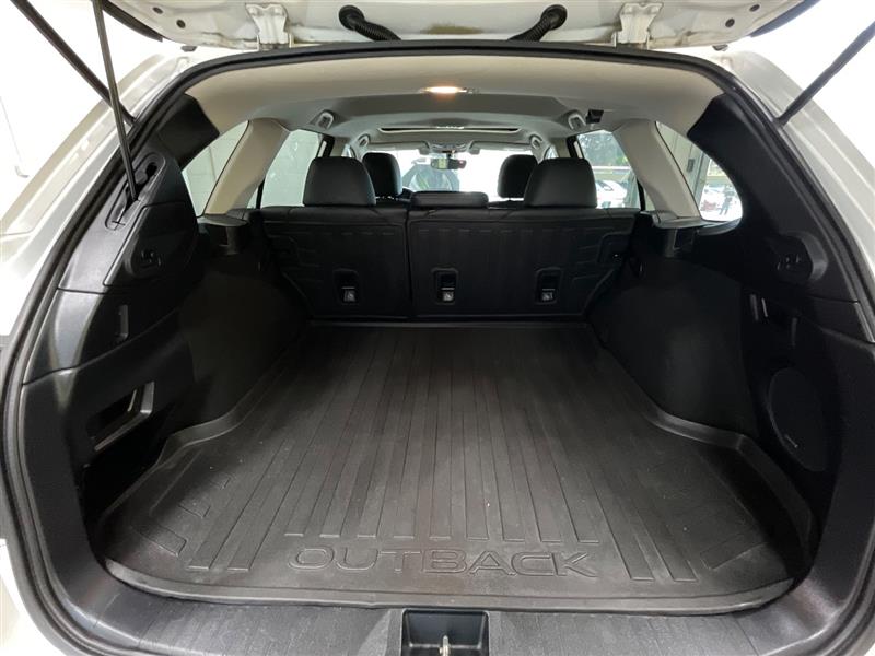 2017 SUBARU OUTBACK LIMITED