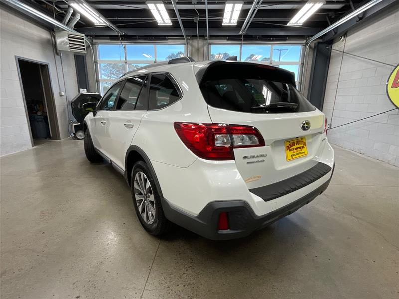 2019 SUBARU OUTBACK TOURING