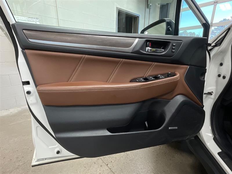 2019 SUBARU OUTBACK TOURING