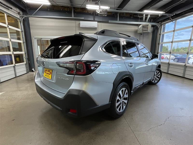 2024 SUBARU OUTBACK 