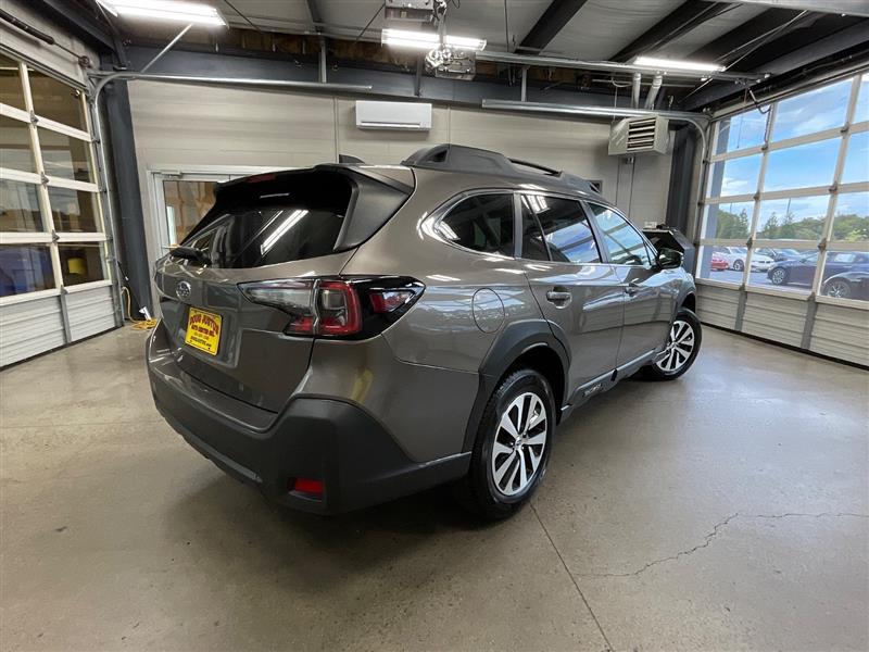 2023 SUBARU OUTBACK PREMIUM