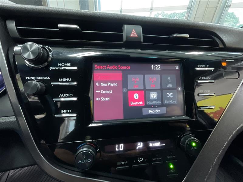 2018 TOYOTA CAMRY SE