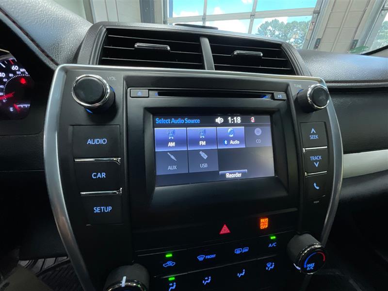 2016 TOYOTA CAMRY SE