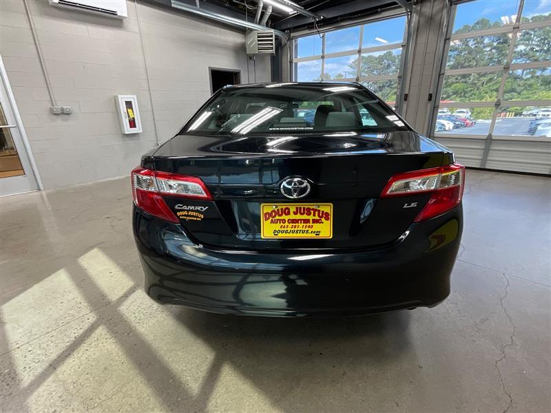 2012 TOYOTA CAMRY LE