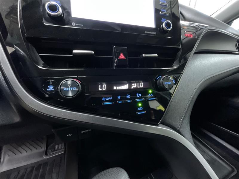 2022 TOYOTA CAMRY LE