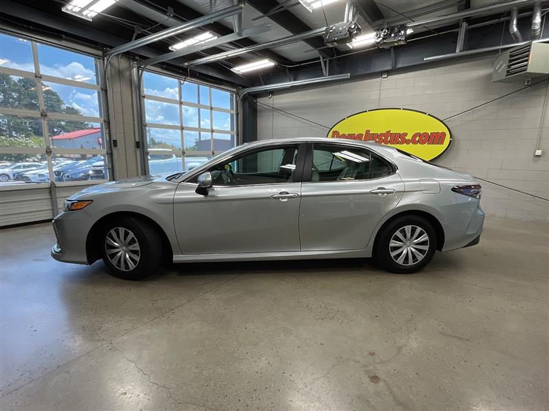 2023 TOYOTA CAMRY HYBRID LE