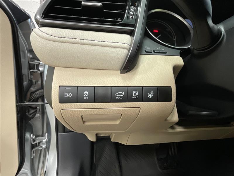2023 TOYOTA CAMRY HYBRID LE
