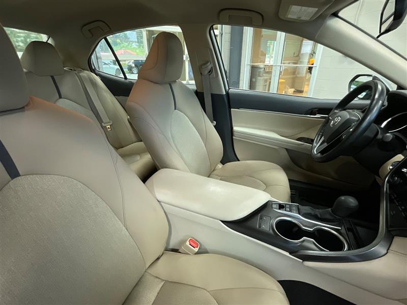 2023 TOYOTA CAMRY HYBRID LE