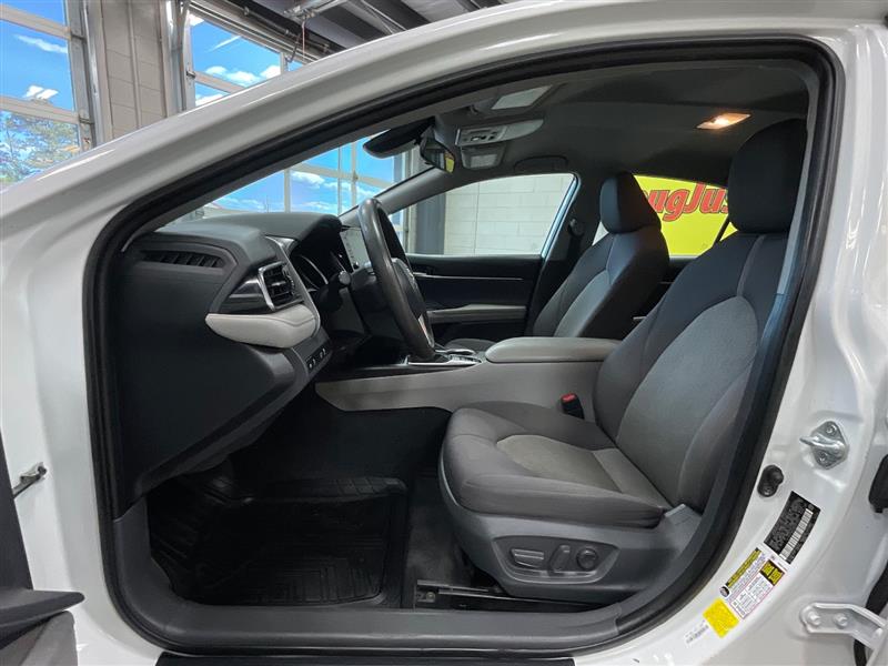 2021 TOYOTA CAMRY HYBRID LE