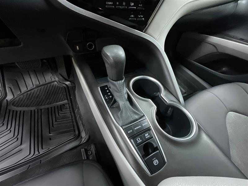 2021 TOYOTA CAMRY HYBRID LE