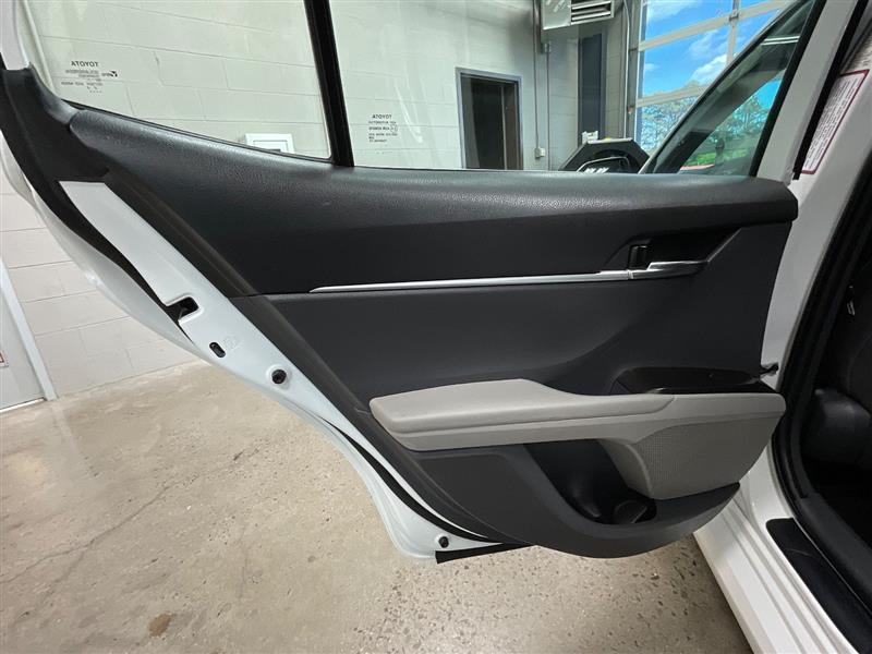 2021 TOYOTA CAMRY HYBRID LE