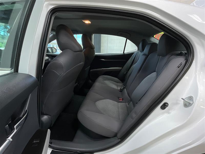 2021 TOYOTA CAMRY HYBRID LE