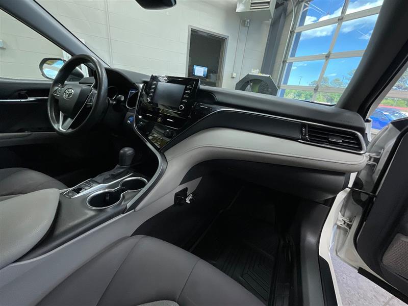 2021 TOYOTA CAMRY HYBRID LE