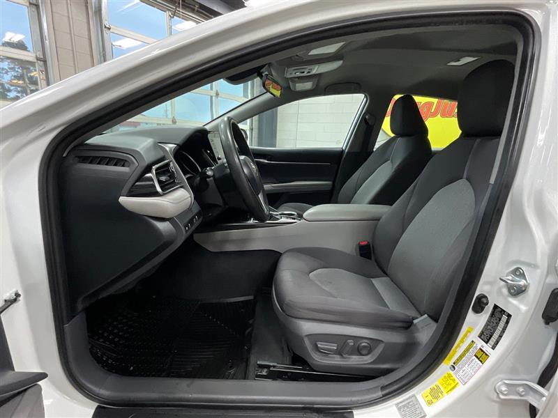 2021 TOYOTA CAMRY HYBRID LE