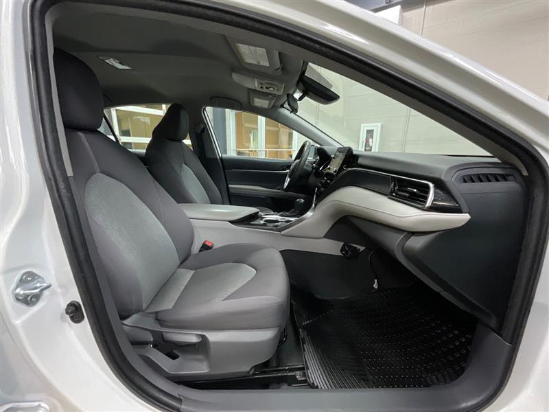2021 TOYOTA CAMRY HYBRID LE