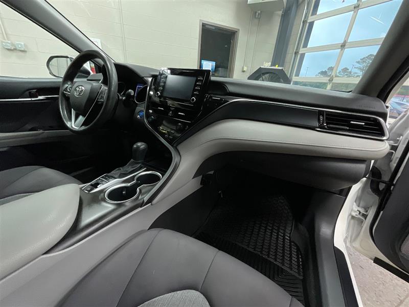 2021 TOYOTA CAMRY HYBRID LE