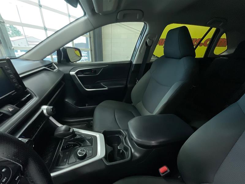 2021 TOYOTA RAV4 HYBRID LE