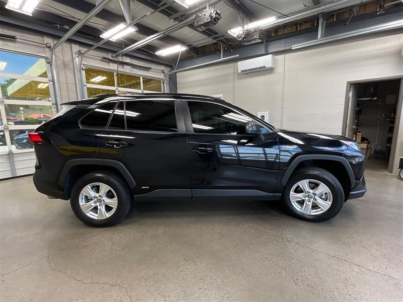 2021 TOYOTA RAV4 HYBRID LE