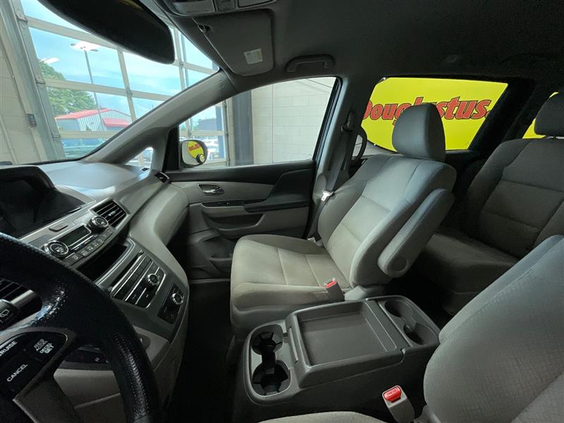 2016 HONDA ODYSSEY LX