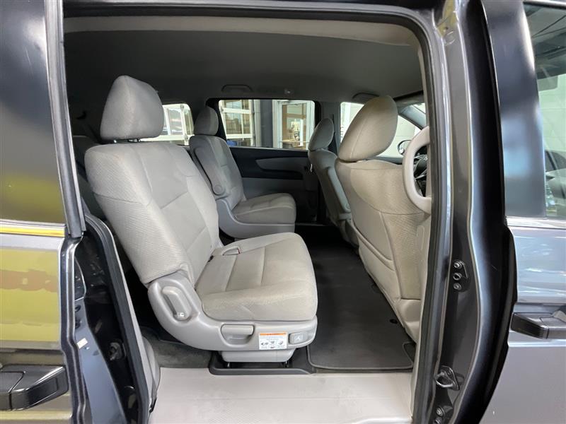 2016 HONDA ODYSSEY LX