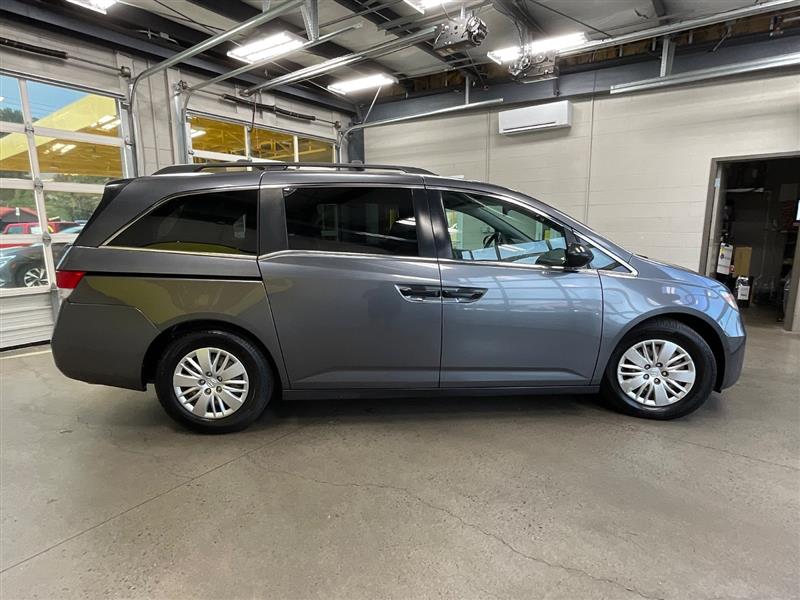 2016 HONDA ODYSSEY LX