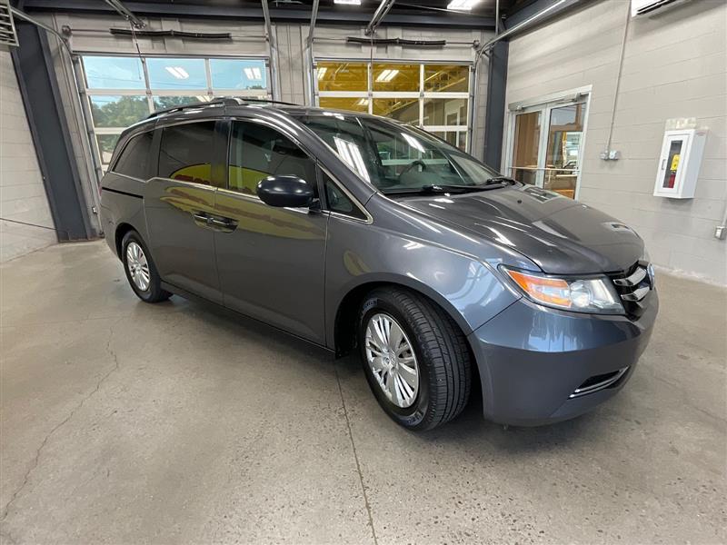 2016 HONDA ODYSSEY LX