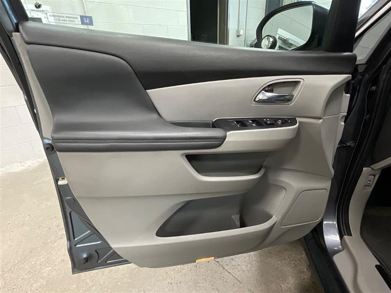 2016 HONDA ODYSSEY LX