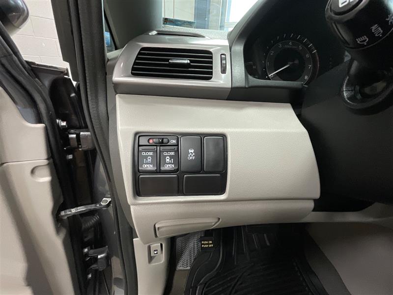 2017 HONDA ODYSSEY SE
