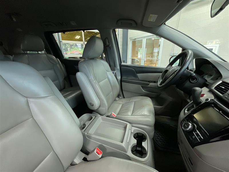 2017 HONDA ODYSSEY SE