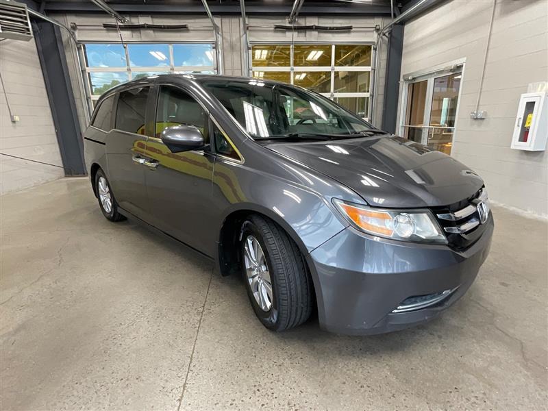 2017 HONDA ODYSSEY SE