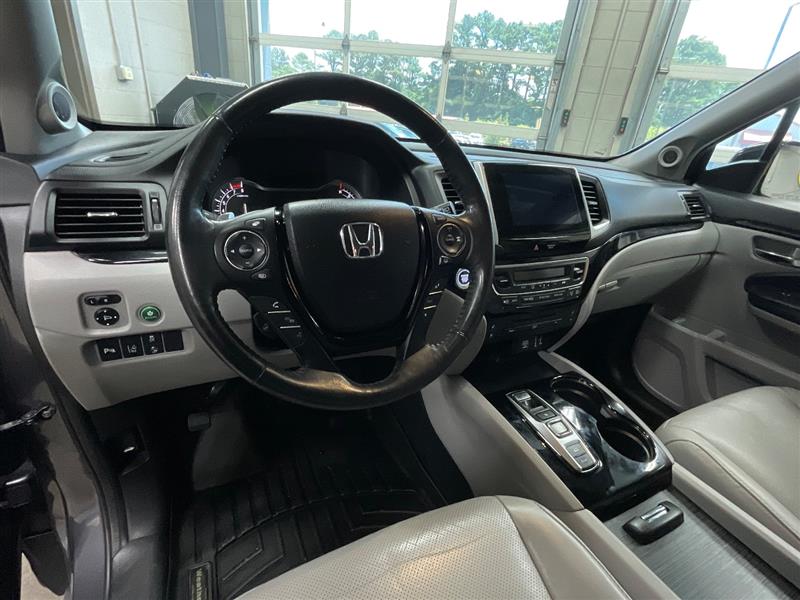 2017 HONDA PILOT ELITE