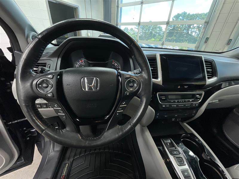 2017 HONDA PILOT ELITE