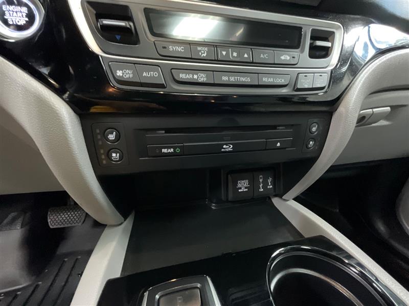 2017 HONDA PILOT ELITE
