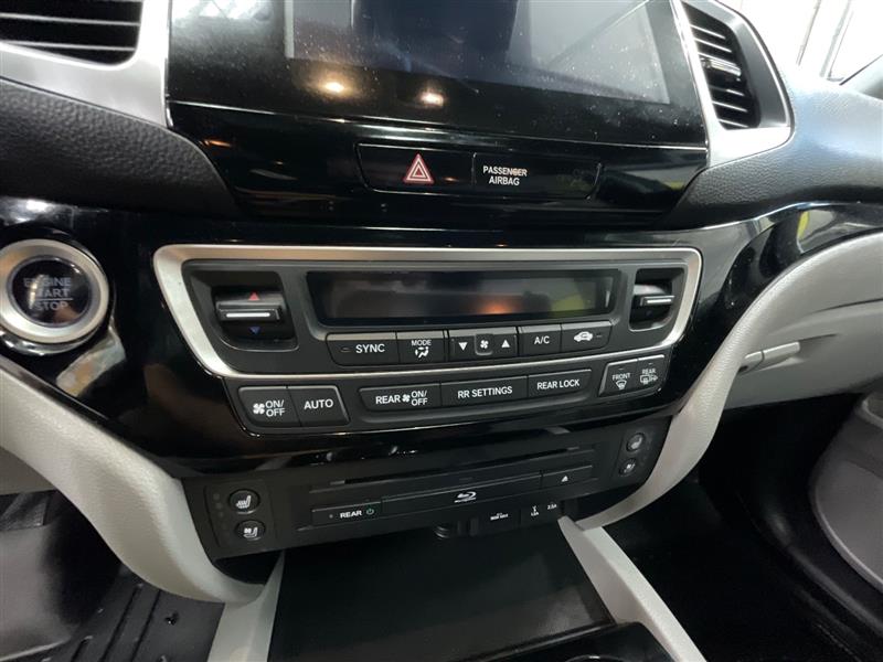 2017 HONDA PILOT ELITE