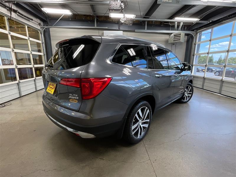 2017 HONDA PILOT ELITE