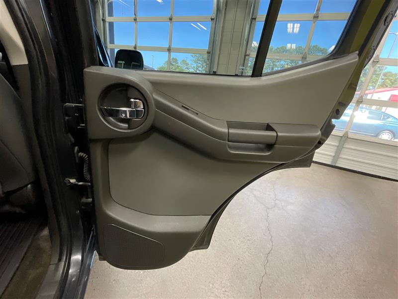 2015 NISSAN XTERRA S