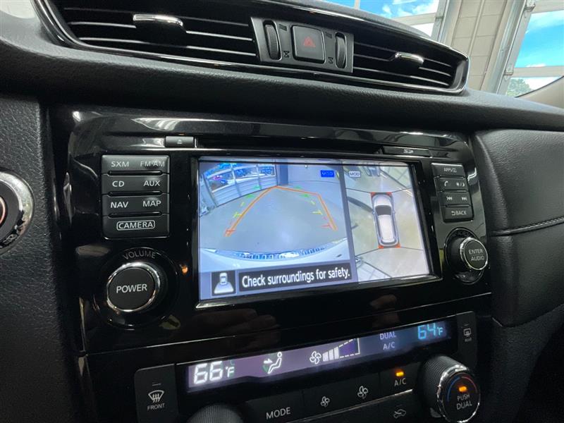 2017 NISSAN ROGUE SV