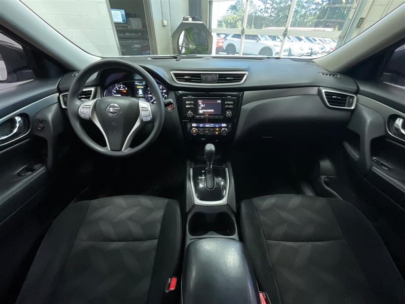 2014 NISSAN ROGUE SV