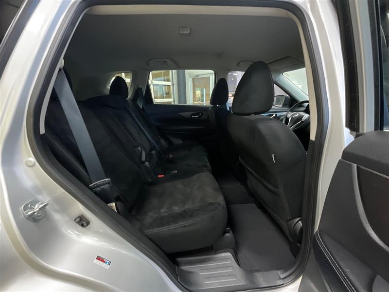 2014 NISSAN ROGUE SV