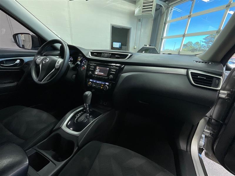 2014 NISSAN ROGUE SV