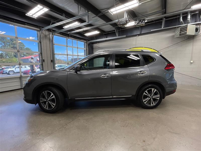 2017 NISSAN ROGUE SL